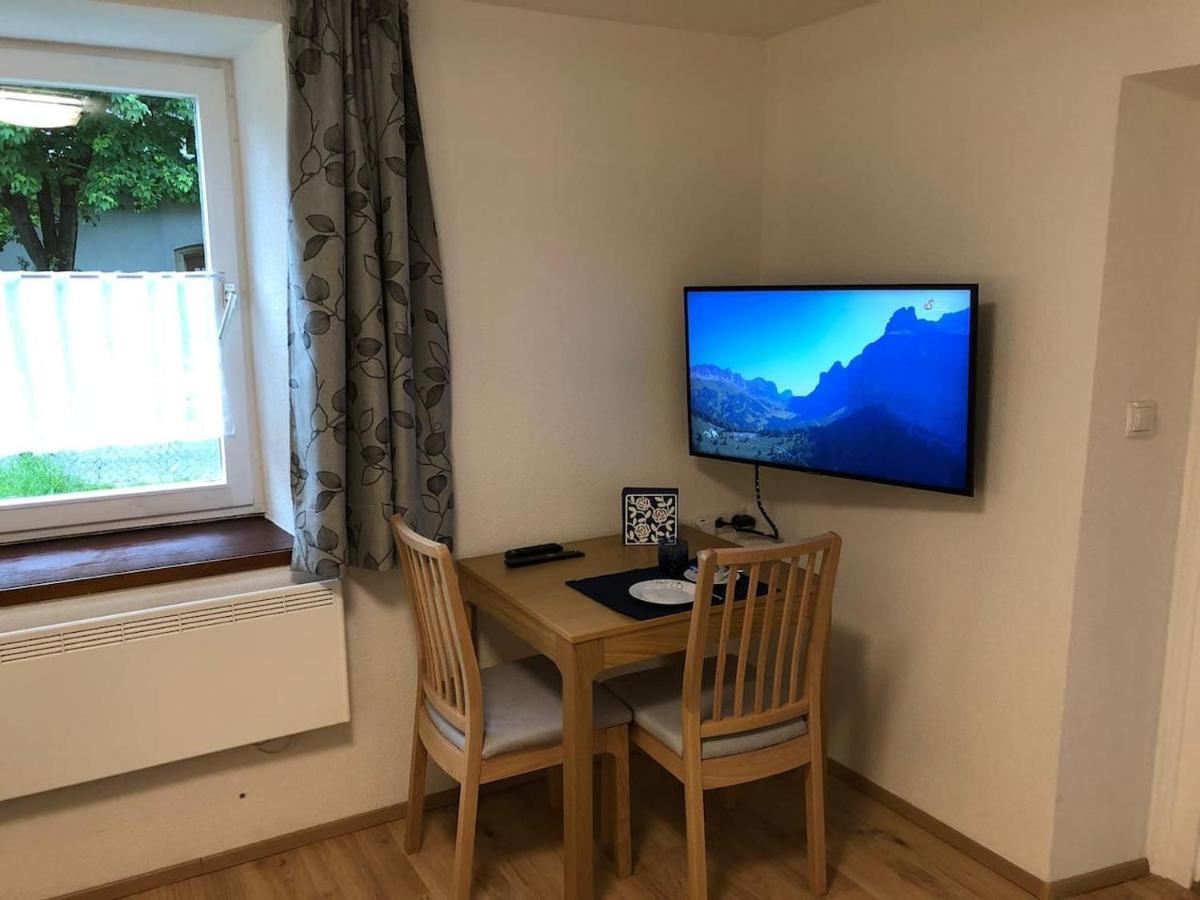 Kleines Nest Im Zentrum, Eigener Eingang, Parkplatz, Kostenloses Wlan Dornbirn Kültér fotó