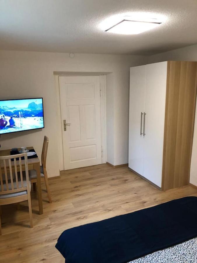 Kleines Nest Im Zentrum, Eigener Eingang, Parkplatz, Kostenloses Wlan Dornbirn Kültér fotó